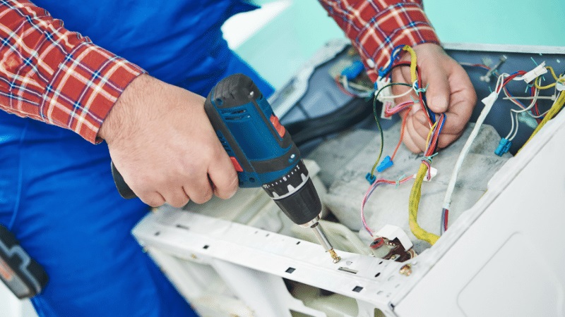 Pursaklar Alarko Alarko çamaşır makinesi kart tamiri – Su almama arızası orijinal parça ile giderildi. - Teknik servis örneği